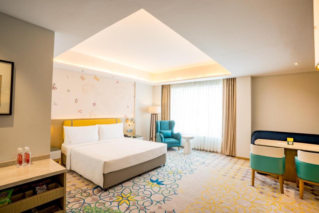 Holiday Inn Lucknow Airport By Ihg Экстерьер фото