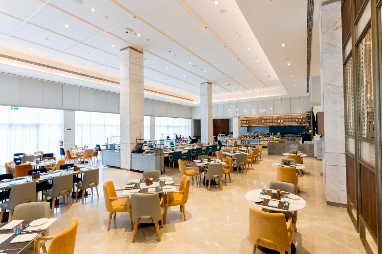Holiday Inn Lucknow Airport By Ihg Экстерьер фото