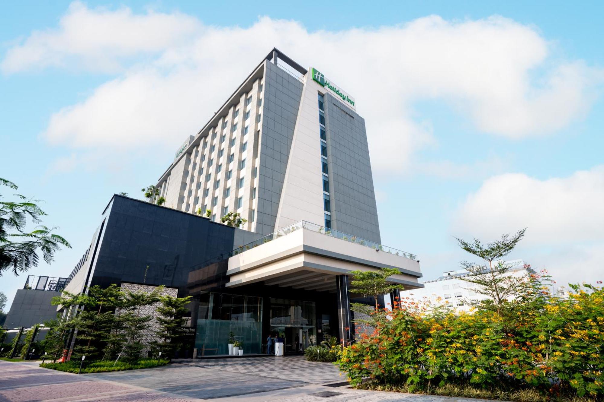 Holiday Inn Lucknow Airport By Ihg Экстерьер фото