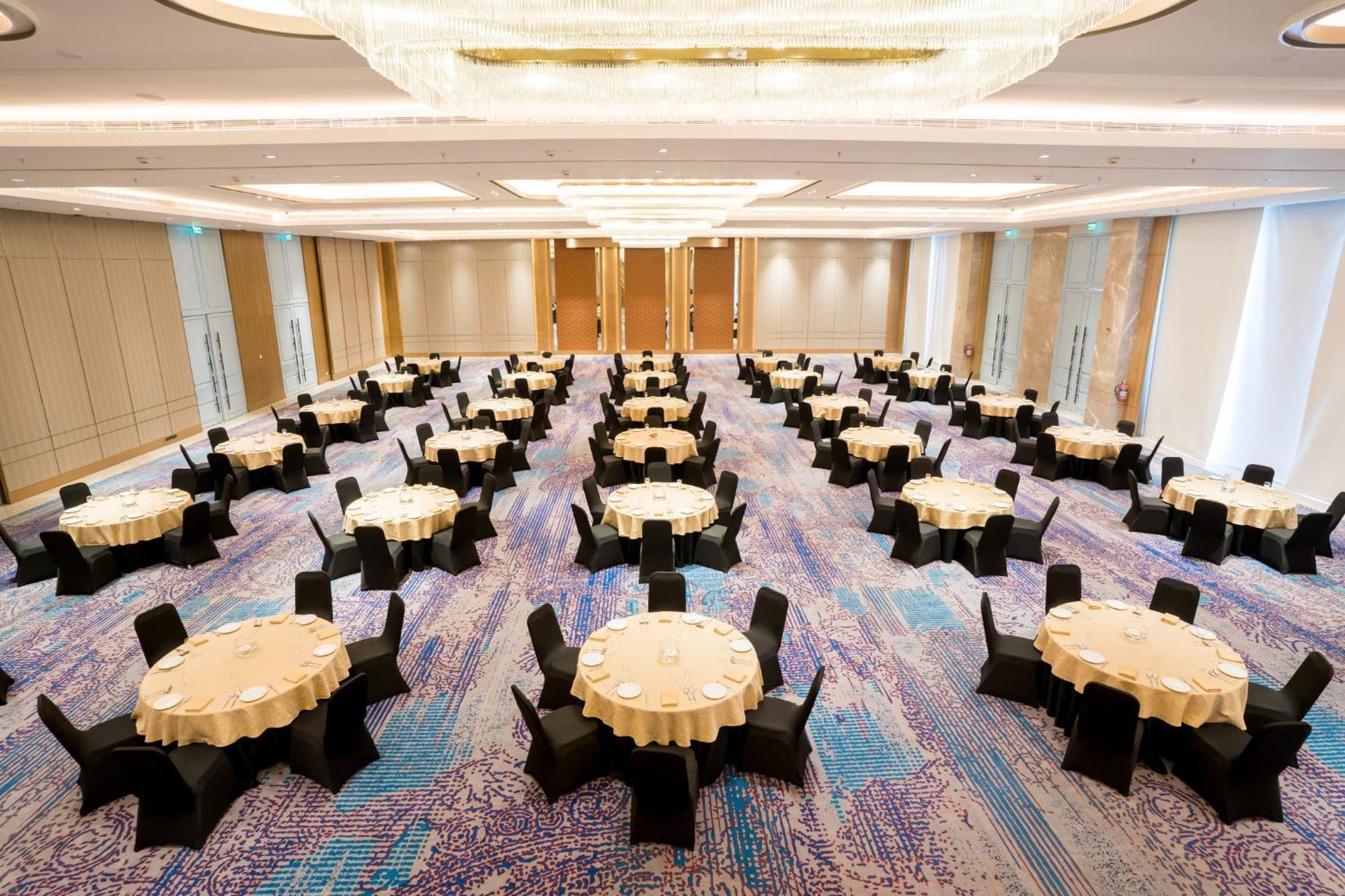 Holiday Inn Lucknow Airport By Ihg Экстерьер фото