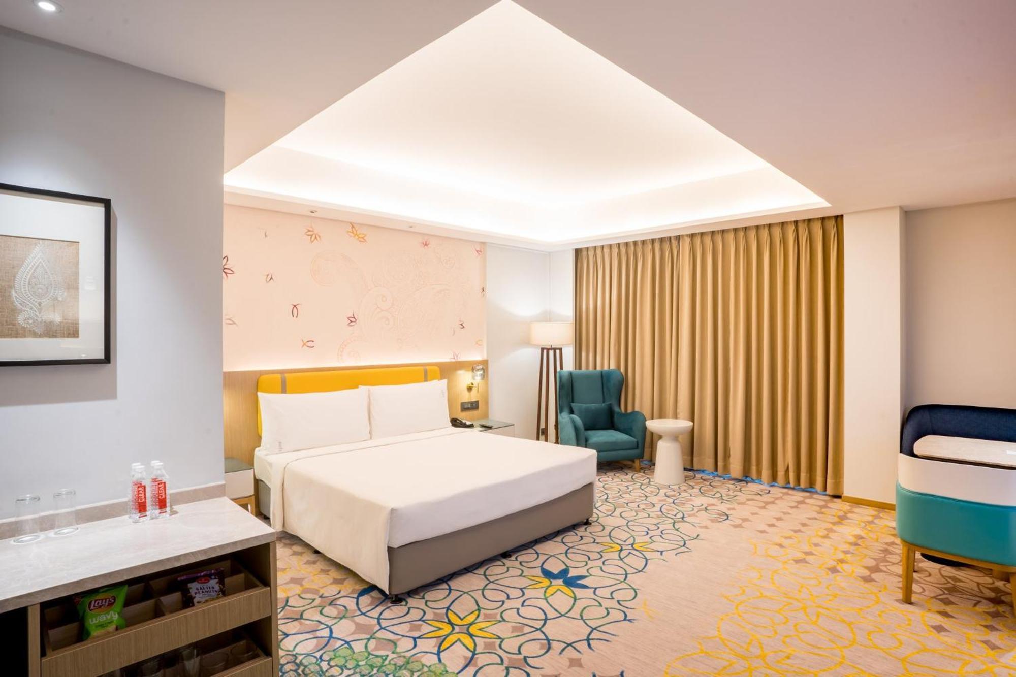 Holiday Inn Lucknow Airport By Ihg Экстерьер фото