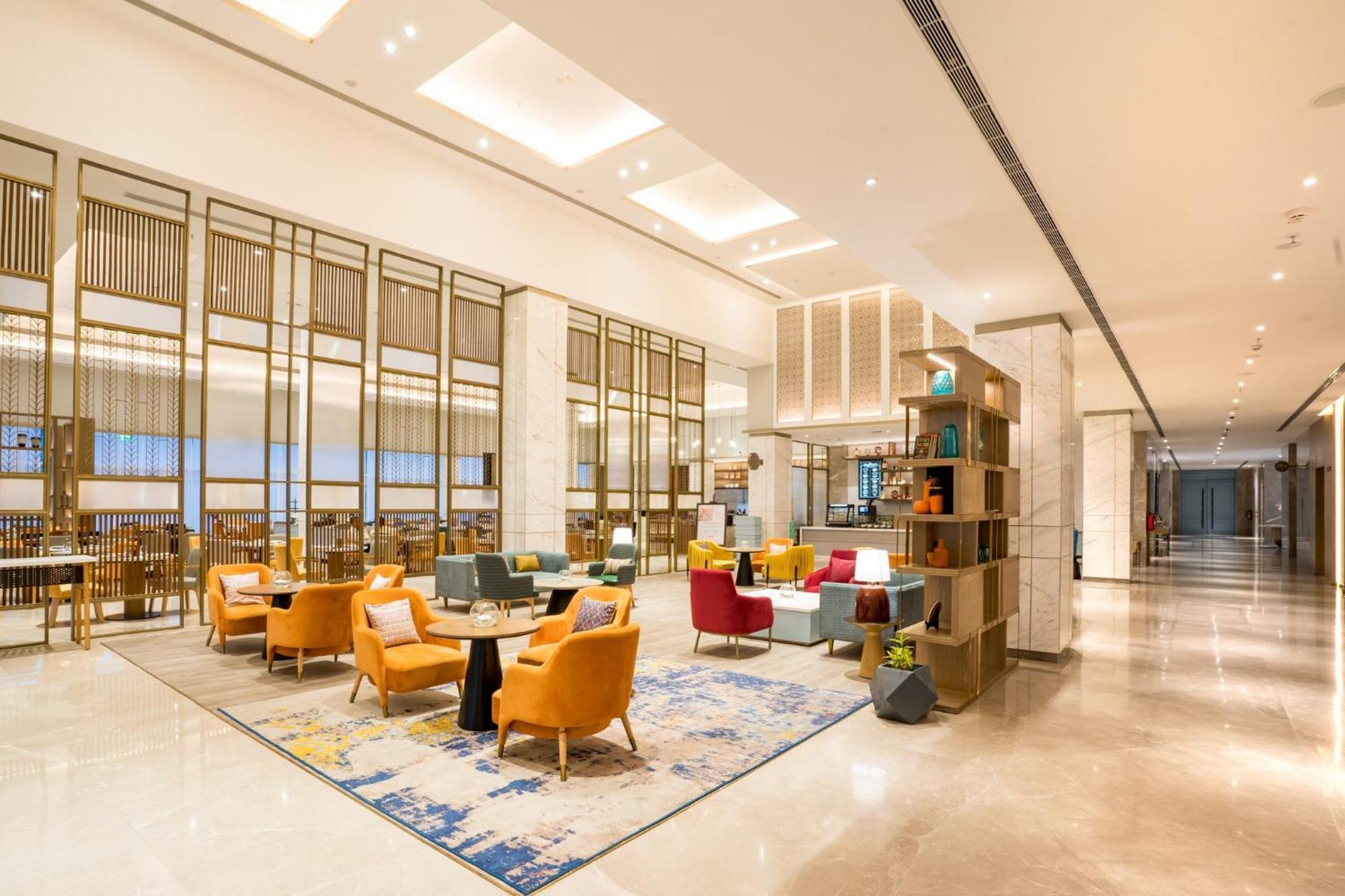 Holiday Inn Lucknow Airport By Ihg Экстерьер фото